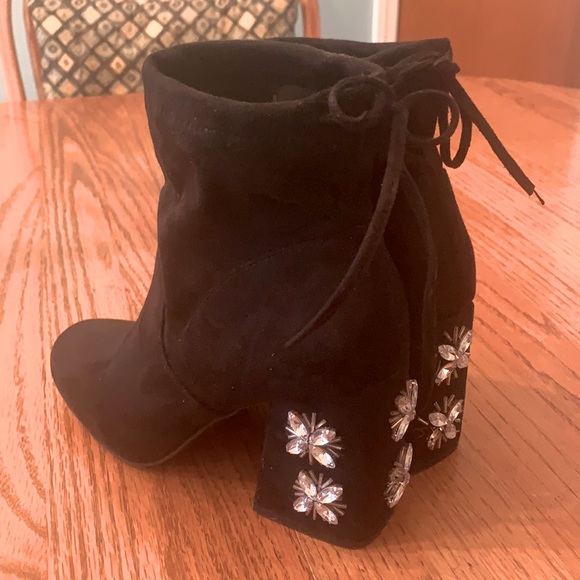 Unique Black Drawstring Booties w Rhinestone Heels - Picture 3 of 4